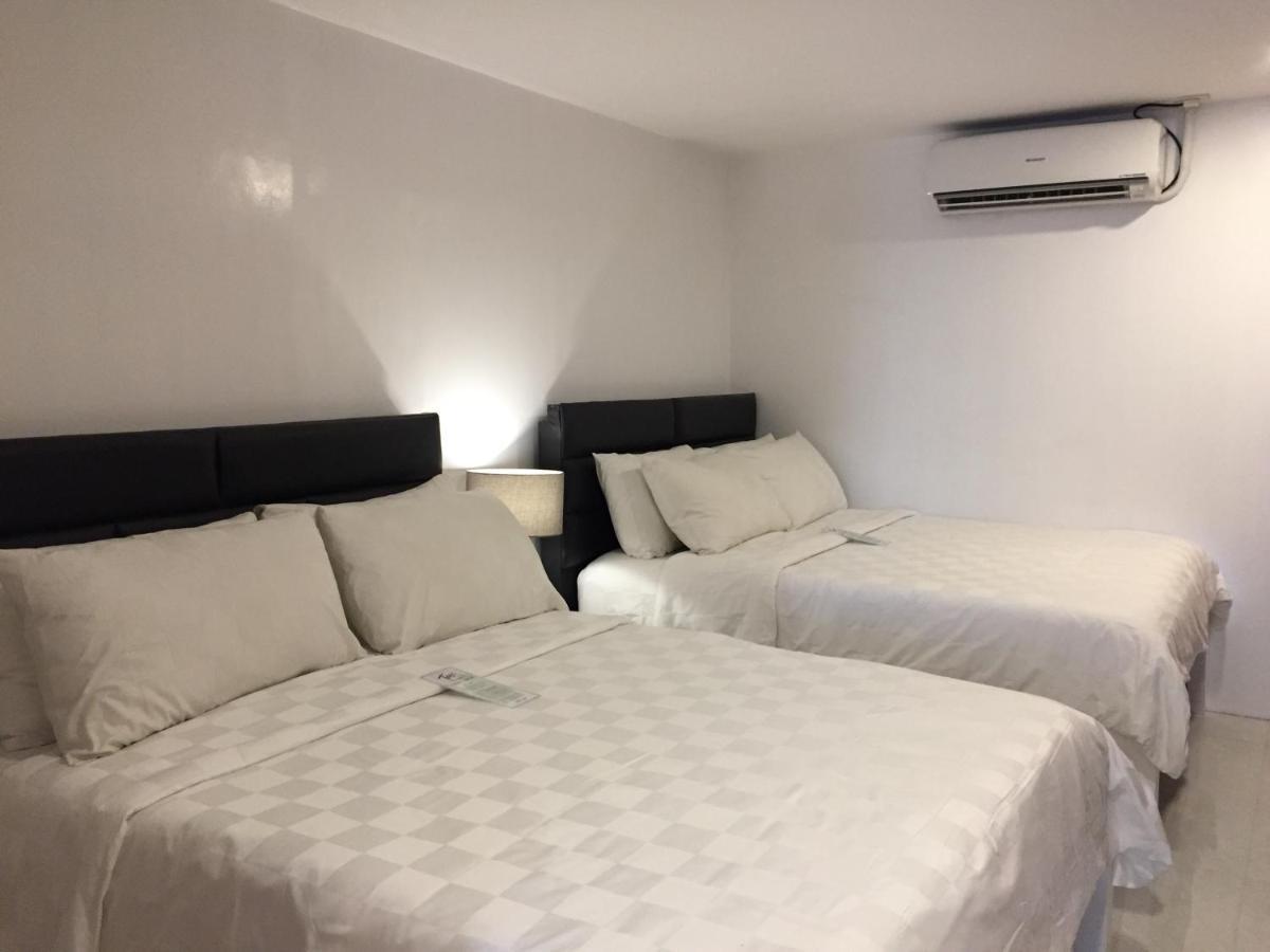 Tely'S Bed & Breakfast Iloilo Powered By Cocotel Kültér fotó