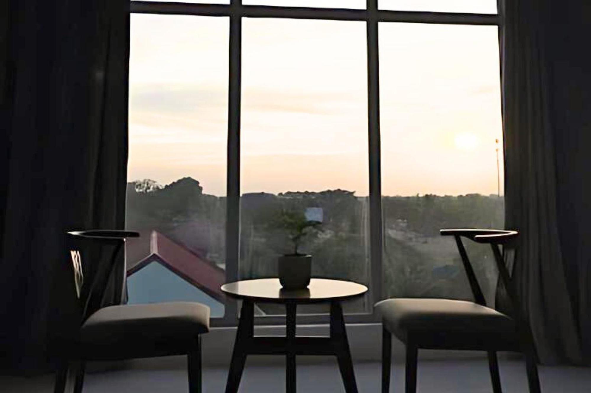Tely'S Bed & Breakfast Iloilo Powered By Cocotel Kültér fotó