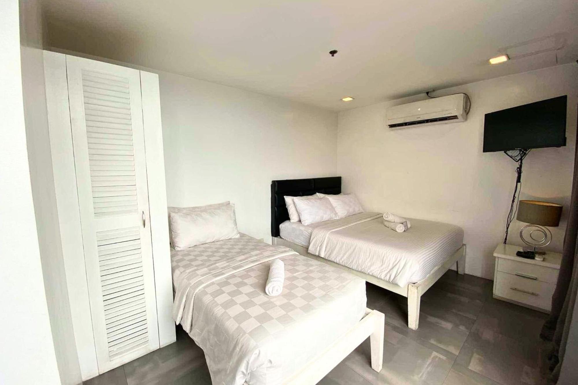 Tely'S Bed & Breakfast Iloilo Powered By Cocotel Kültér fotó